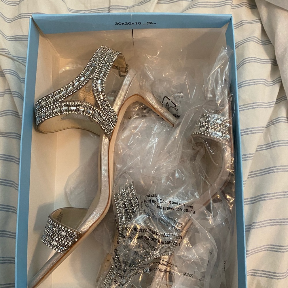 Antonio Melani heels